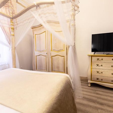 Chambre A Baldaquin Maison De L'Eglise Du Couvent ناربون المظهر الخارجي الصورة